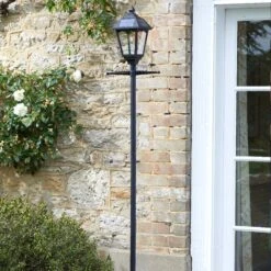 Victoriana 365 Solar Lamp Post