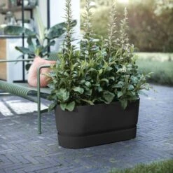 Greenville Terrace Trough On Wheels Black