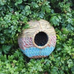 Artisan Nester Anita