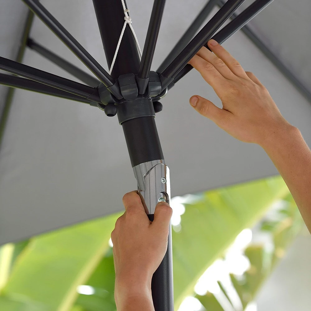 Crank & Tilt Parasol 3.0m 5 Crank & Tilt Parasol 3.0m - Image 3